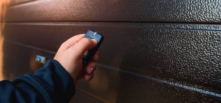 automatic door opener with remote control in Pittsburg