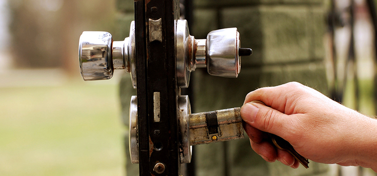 front door latch repair Pittsburg